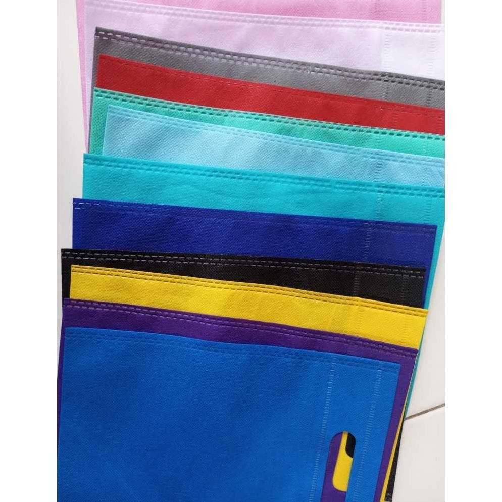 

Io-98 Yanqin - Tas Kain Goodie Bag Oval 20X26 Kantong Totebag Belanja Lipat Tile Souvenir