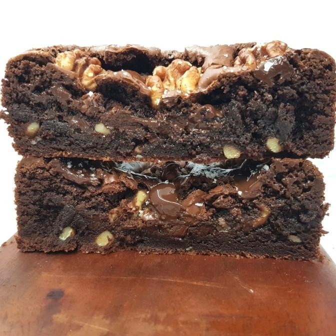 

Sale Don Bakeshop Super Premium Brownie - Belgian Chocolate Walnut Sea Salt