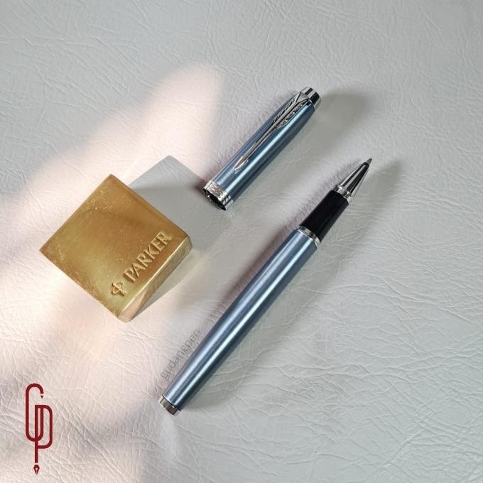 

Tersedia Pulpen Parker Im Light Blue Chrome Trim Ct Roller Ball Rb Original