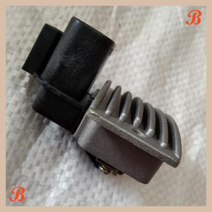 [KZM] IC REGULATOR DINAMO CAS ALTERNATOR KIA CARNIVAL DIESEL SEDONA TRAVELLO