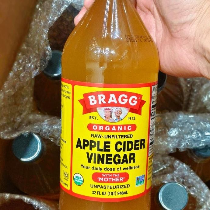 

STOK TERBATAS CUKA APEL ORGANIK BRAGG DENGAN CIDER VINEGAR APEL -473/946ML UNTUK MENURUNKAN KADAR GULA DARAH DAN MENJAGA KESEHATAN JANTUNG - RICE