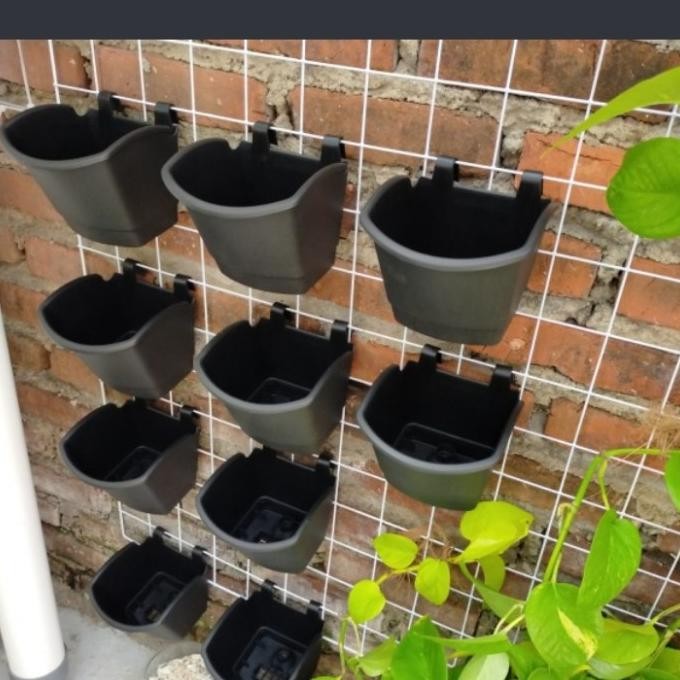 Pot Tempel Dinding / Vertical Vertikal Garden / Bunga / Tanaman / Argo