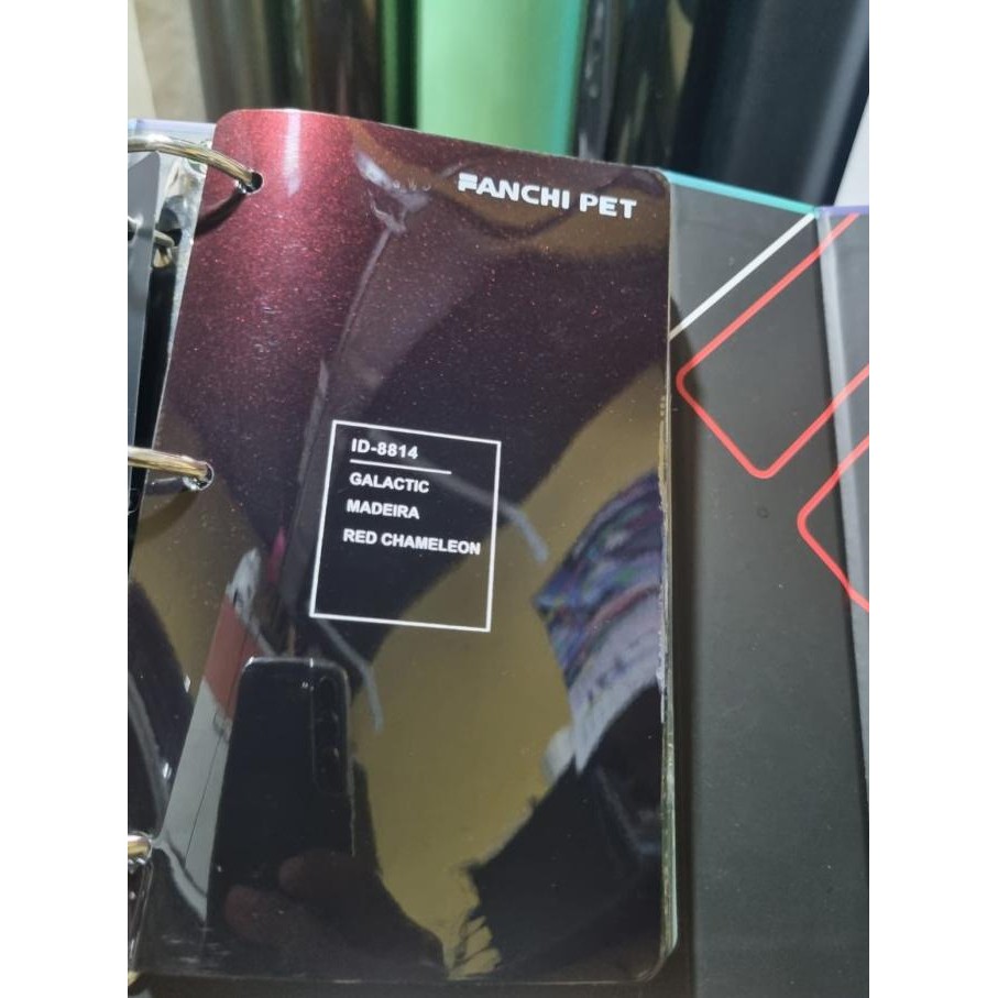 

ready ROL Sticker FANCHI SG884 Madeira Red Chameleon Moonlight Red 50cm ROLL murah