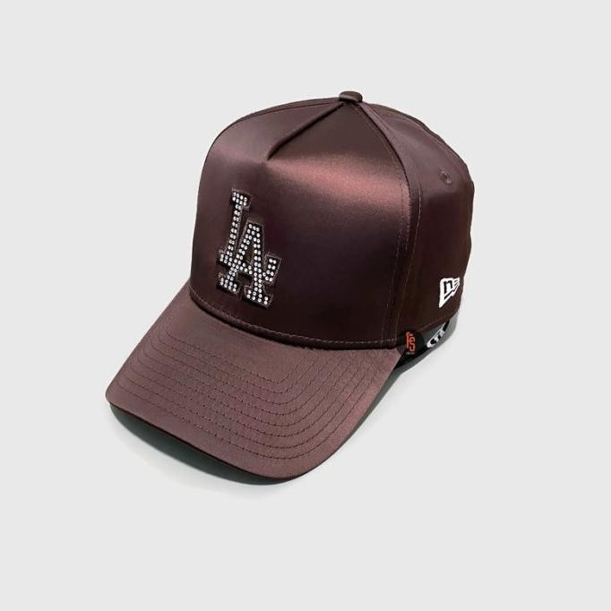 TOPI NEW ERA ORIGINAL E FRAME SATIN RHINESTONE LOS ANGELES DODGERS BROWN