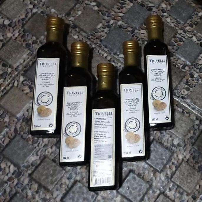 

EXP LAMA TRIVELLI TARTUFI WHITE TRUFFLE BIANCO TARTUFO OIL 250ML