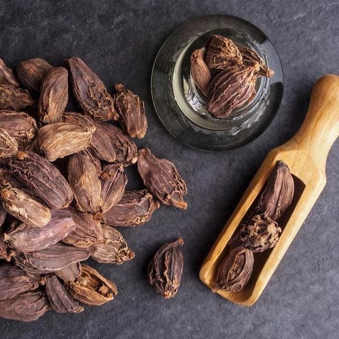 

hanya disini] Cao guo Amomum tsaoko 50gr / Chinese Black Cardamom/ Kapulaga Hitam