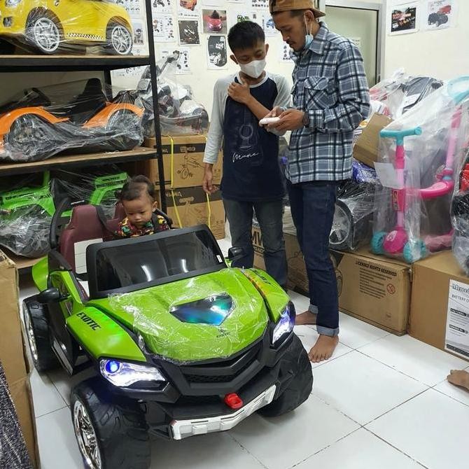 Diskon Mainan Anak Mobil Aki Jeep Spacejam Ban Karet Besar