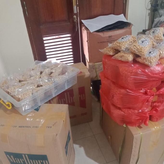 

Kacang Bali Cap Menari Bali Biji Besar 300 gram