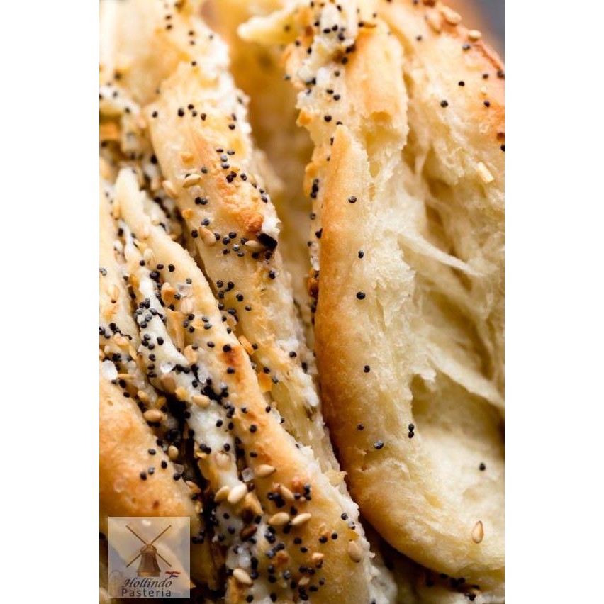 

Promo Everything Bagel Pull Apart Bread