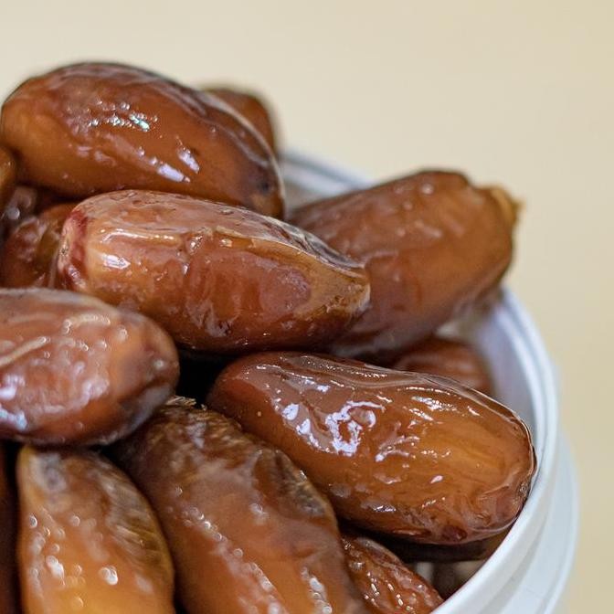 

BARU KURMA TUNISIA MADU 850GR EMBER PREMIUM KURMA ARAB