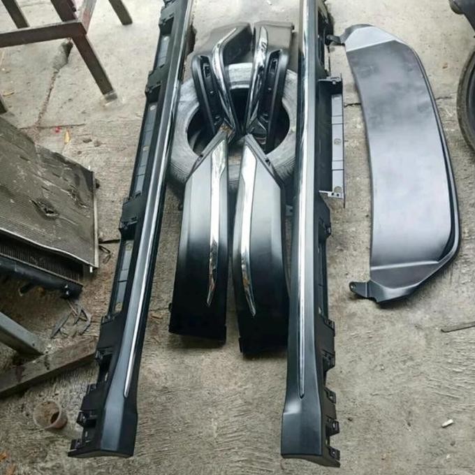 Bodykit inova reborn venturer 2017 2018 fullset murah