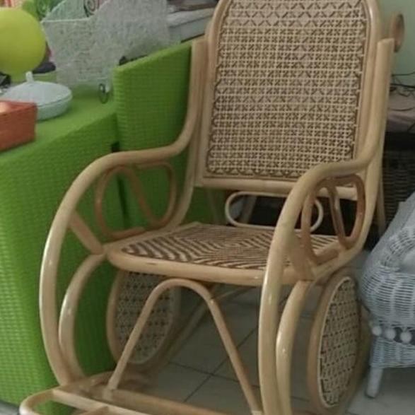 Kursi Goyang Rotan Untuk Dewasa-Kursi Malas Goyang-Kursi Goyang Santai Co