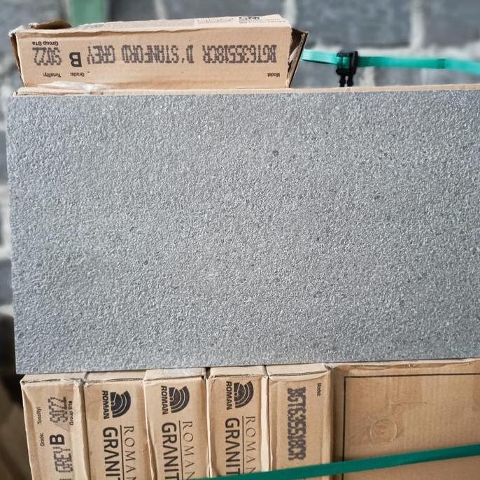 Promo Roman Granit Carport Garasi Dstanford Grey Size 30X60 B Siap Kirim