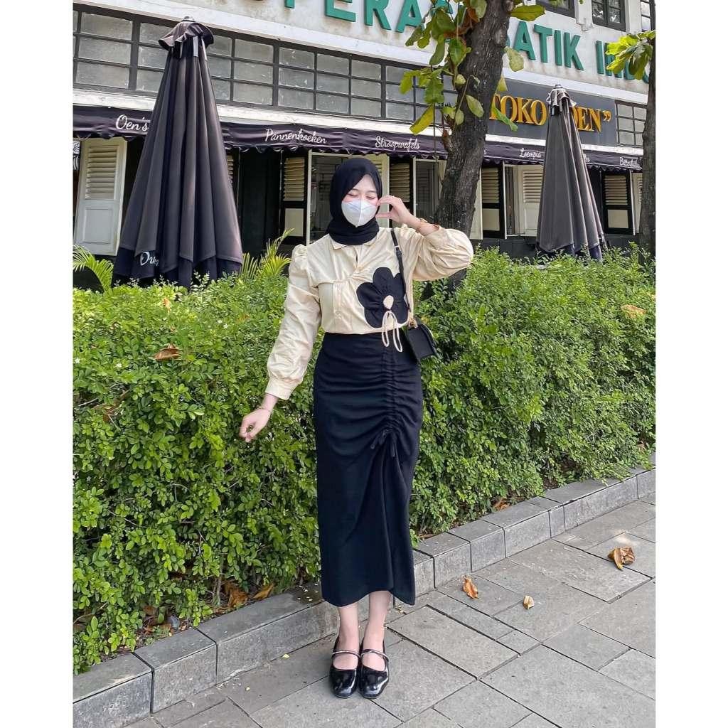 One Set Ootd Kekinian Wanita 3In1 Hijab Pashmina + Kemeja Bunga || Rok Serut Room006