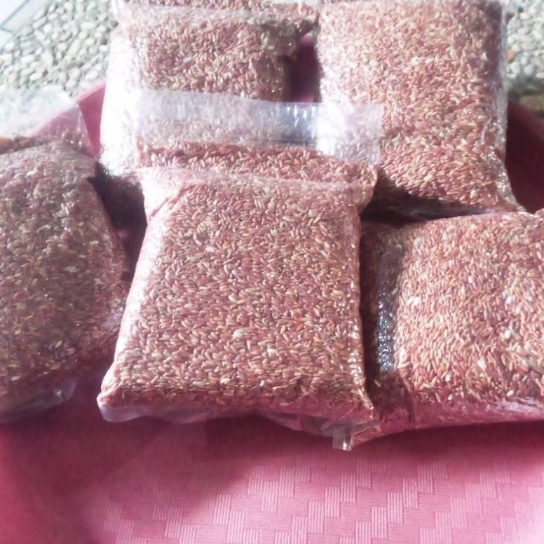 

Beras merah siap masak pulen beras kesehatan untuk diet 5 Kg di kemas vakum per kilo
