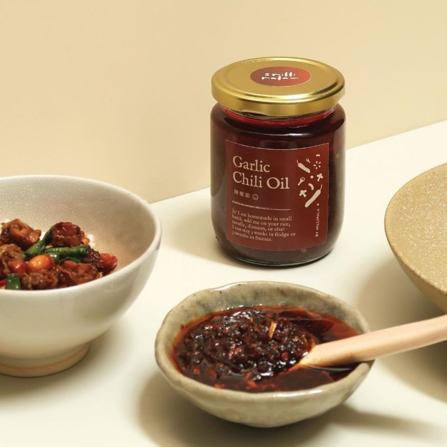 

Garlic Chili Oil - Spicy Chilli Oil by Millimala