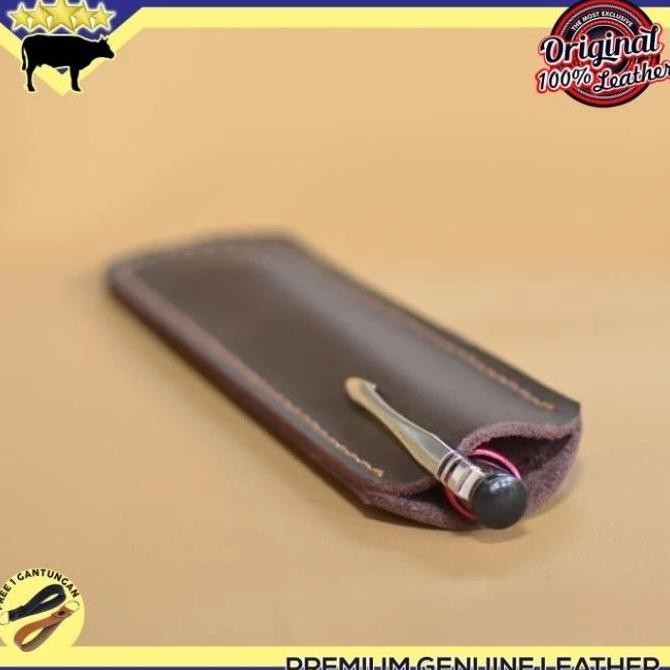 

TEMPAT PULPEN DAN PENSIL PEN CASE LEATHER DARI KULIT ASLI WARNA DARK BROWN LEATHER GENUINE Kualitas Original