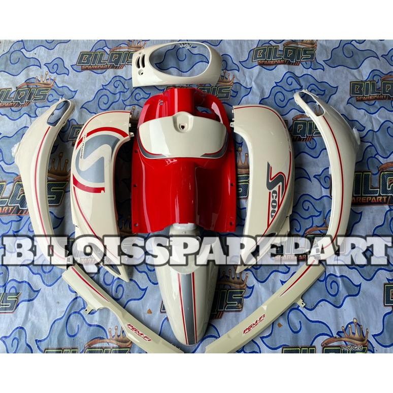 Body Scoopy 2016 Cover Full Ser Body Halus Scoopy Fi Esp Tahun 2013 2014 2015 2016 Warna Cream Merah
