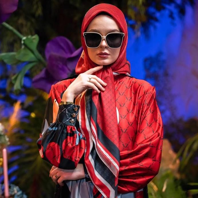 ready VZ Elysium Scarf, Top, Dress Original by VIVI ZUBEDI