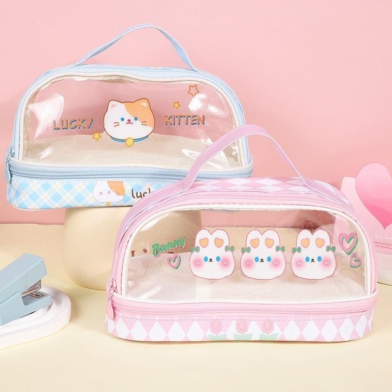 

Pencil Case Kapasitas Besar / Tas Pensil Dua Lapis / Tempat Pensil Bening / Kotak Pensil / Aesthetic Anak Pencil Cases / Tas Makeup / Tas Penyimpanan Transparan Warna / Tas Penyimpanan Serbaguna Dengan Zipper/Tas Alat Tulis PVC Transparan Siswa