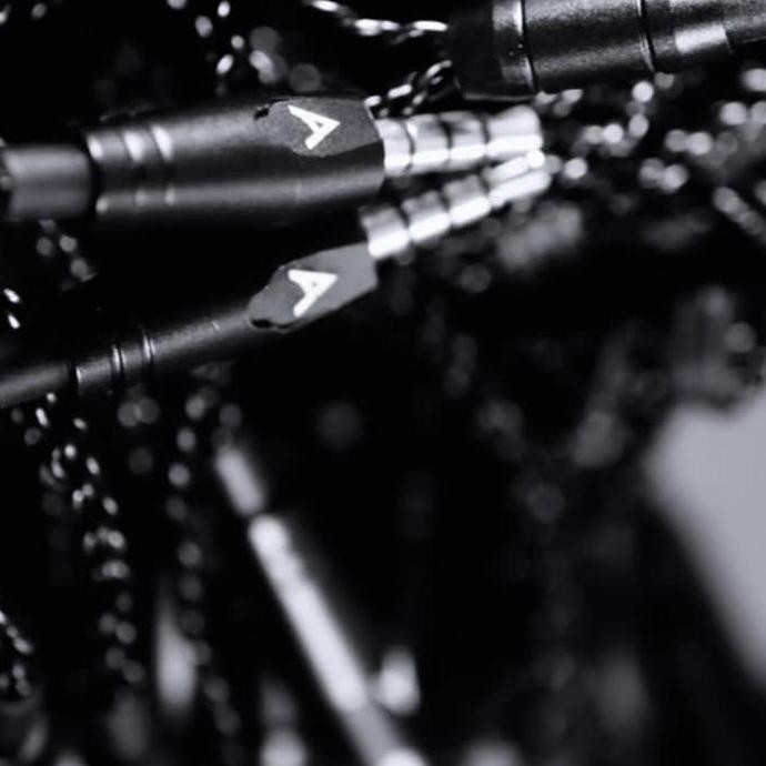 Avara Neo+ Cable (2Pin, 0.78Mm, With Microphone) New Stok