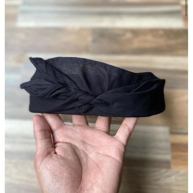 UDENG BALI HITAM POLOS SETENGAH JADI