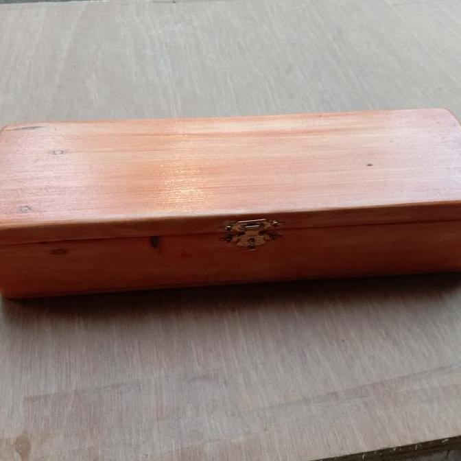 

CUSTOM KOTAK KAYU /WOODEN BOX