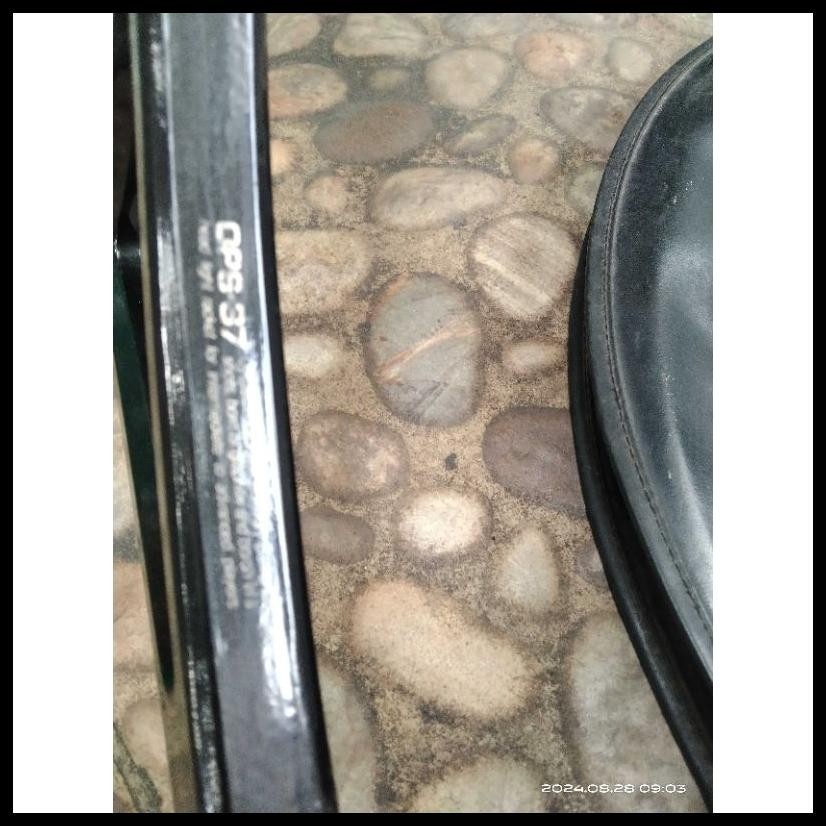 RAKET TENNIS ASLI BEKAS