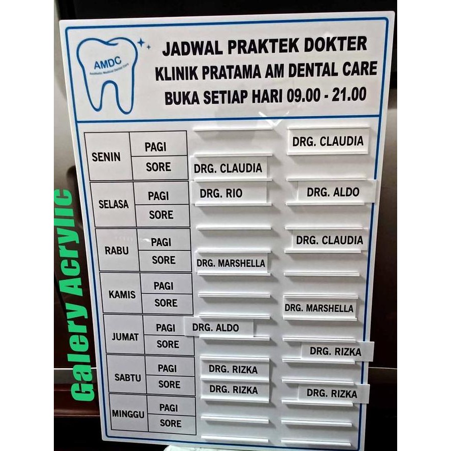 

Acrylic Papan Nama Dokter 60x90 sign boad acrylic papan jadwal praktek