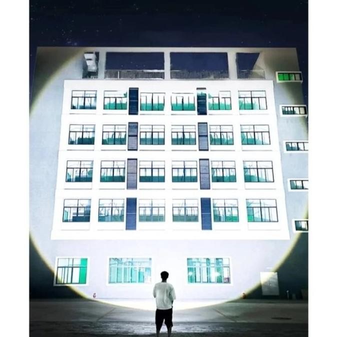 Senter sorot Super Bright 9000 Lumens Big lamp LEED XHP50 USB CHARGER