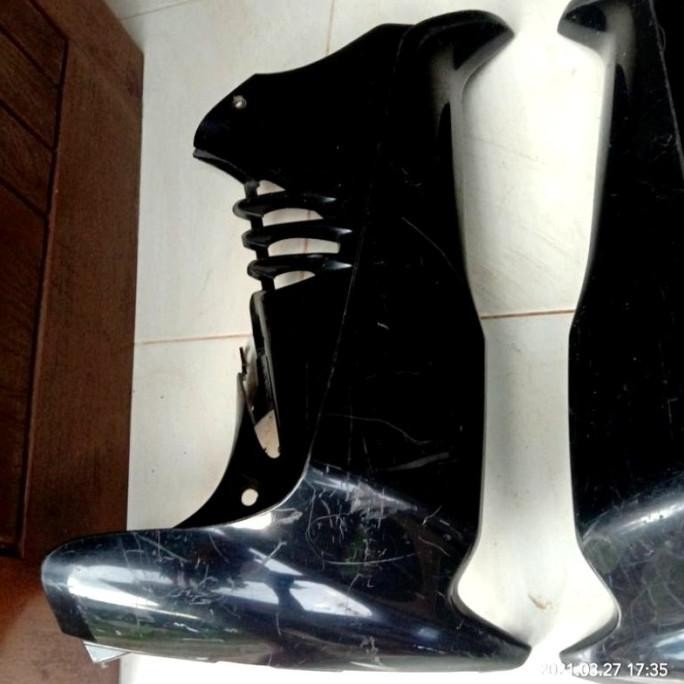 Sparepart dan Aksesoris kendaraan  Sayap Luar Dalam Suzuki Shogun 125 R shogun 125R. Original. seken