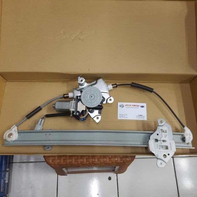 Grand livina/Livina,, regulator+ motor power window depan kanan.