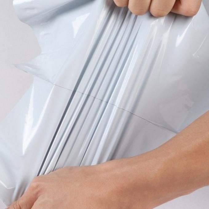 

Plastik Polymailer Packing Olshop 25 X 35 + 5 Isi 100pcs 0,6 Micron RB07