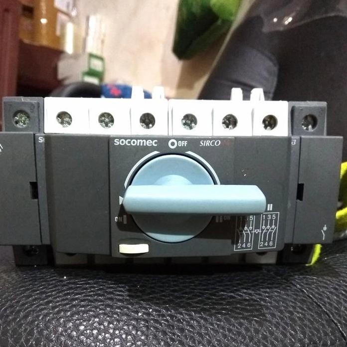 

Terlaris Cos Socomec Sircover 4P 63A Change Over Swict Pln-Genset 63Amper