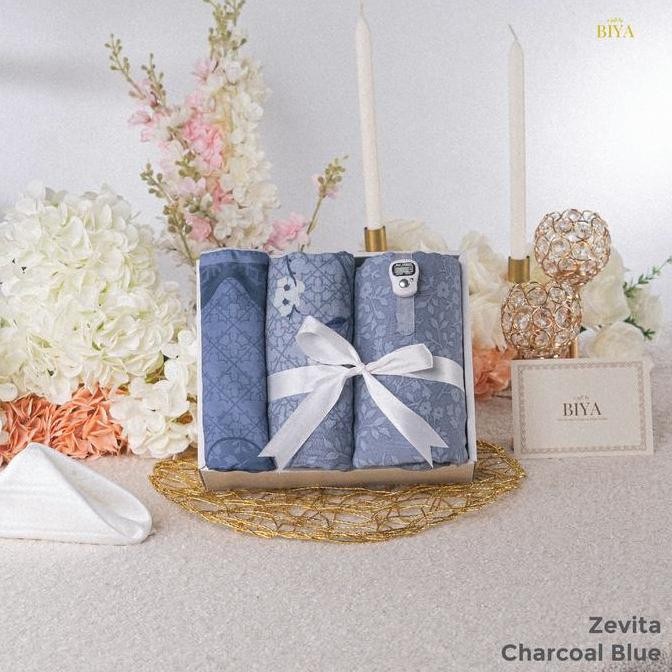 MUKENA DAN SAJADAH TAZBIYA X KEMISO SPECIAL GIFT/KADO/HAMPERS/HADIAH