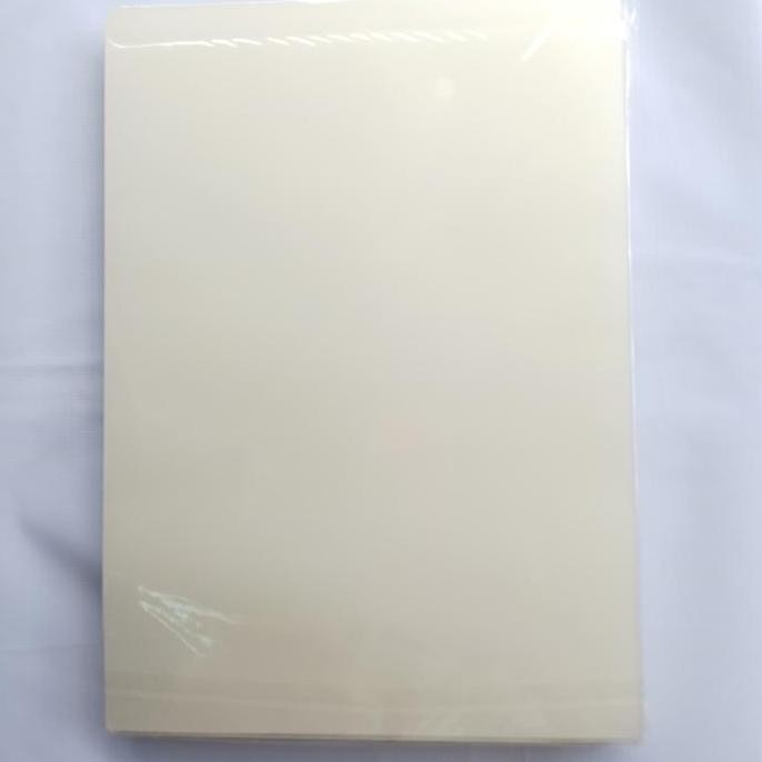 

ready !!! LAMINATING XEHO A4 250 Micron (1pak isi 100 lembar)