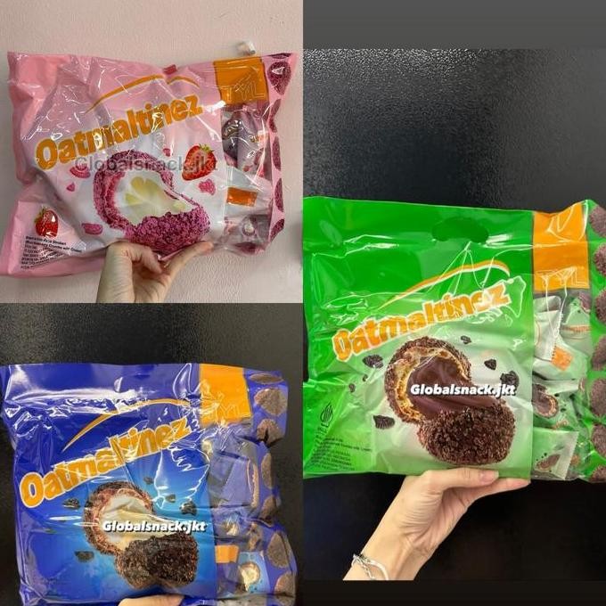 

[300Gr] Tyl Oatmaltinez Biscuit Ball Chocolate Crumbs / Strawberry / Promo