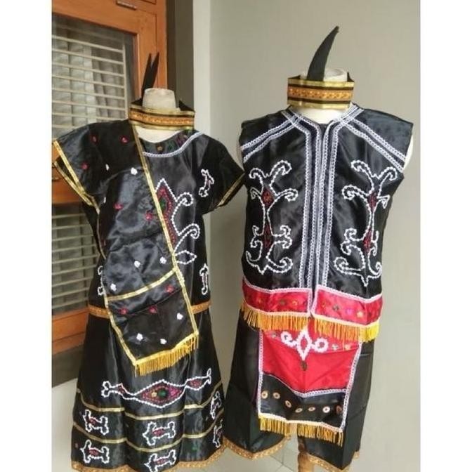 Pakaian Tradisional Kalimantan Barat//Baju Adat Kalimantan Barat