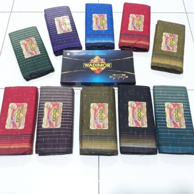 Sarung wadimor motif hujan gerimis AST