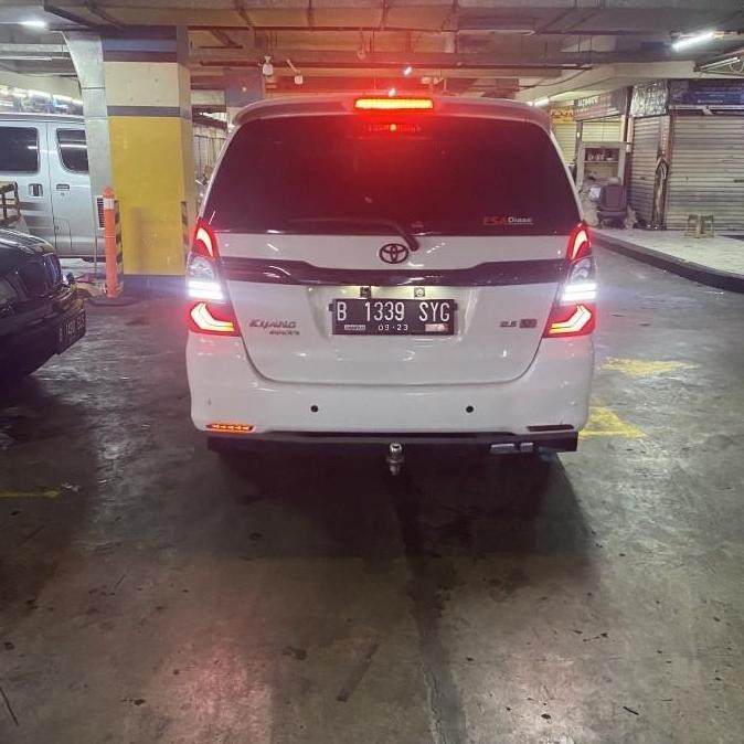 STOPLAMP TOYOTA INNOVA 2012-2015 LED DAN COSTEM