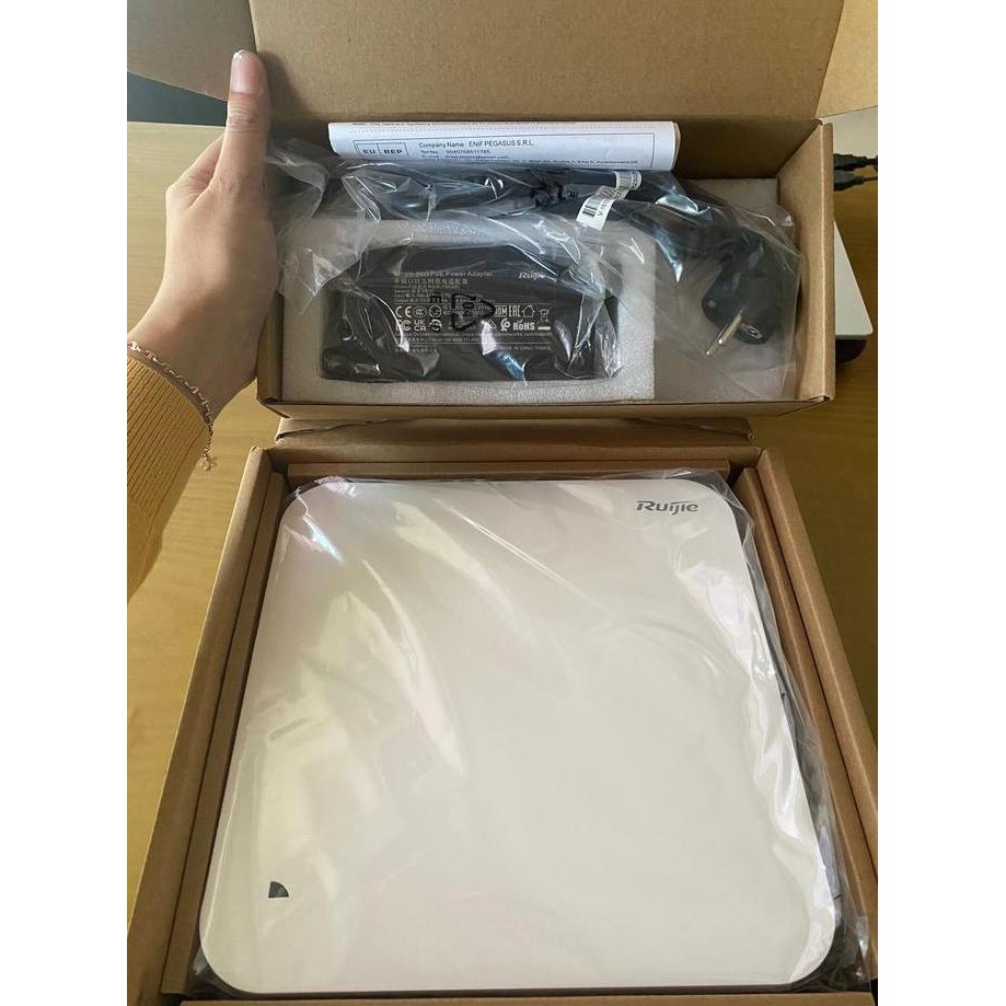 Ruijie Rg-Ap820L V3 + Poe 130Ge New Stok