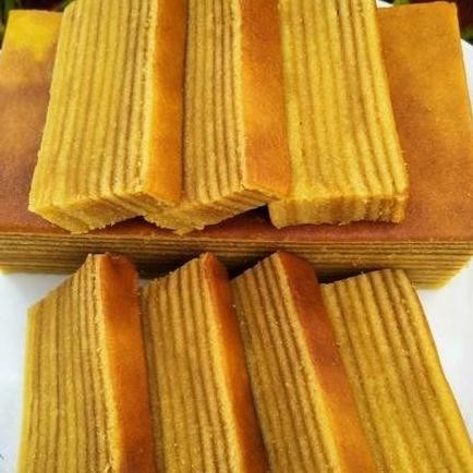 

Kue Lapis Legit Asli 700 gram Makanan Camilan Enak Murah