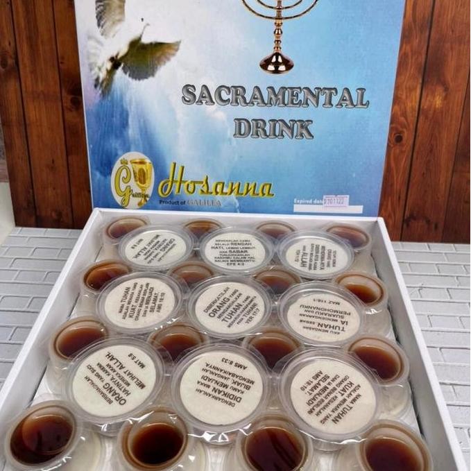 

roti dan Anggur Perjamuan Kudus dan hosti ayat besar isi 50 Cup SS