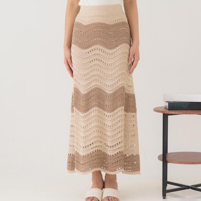 CWJ CASSIA LONG SKIRT / Rok Wanita / Rok Rajut / Knit Skirt / Rok Brukat / Rok Panjang / Rok Hhwaist
