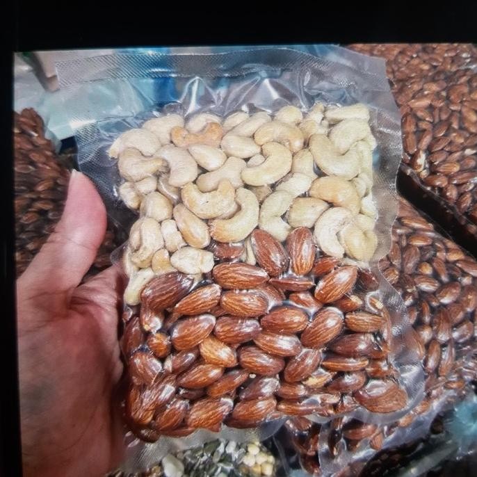 

mix mede roasted &almond roasted 1kg termurah