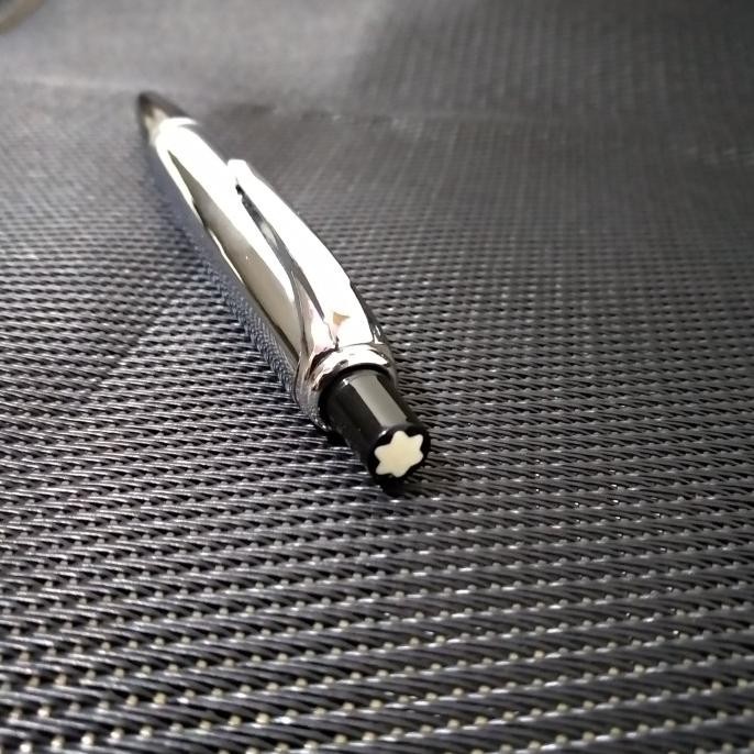 

Pulpen Ballpoint Mb Stainless Exclusive Gratis Grafir Nama Stok Terbatas