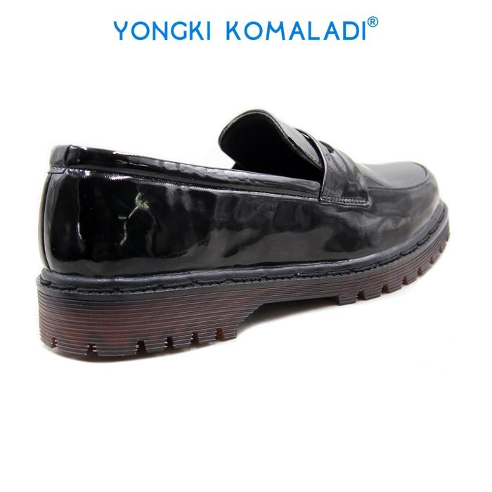 [ ORIGINAL ] YONGKI KOMALADI LOAFERS OL-OBR11378-23 MEN HITAM SHOES PRIA FLAT