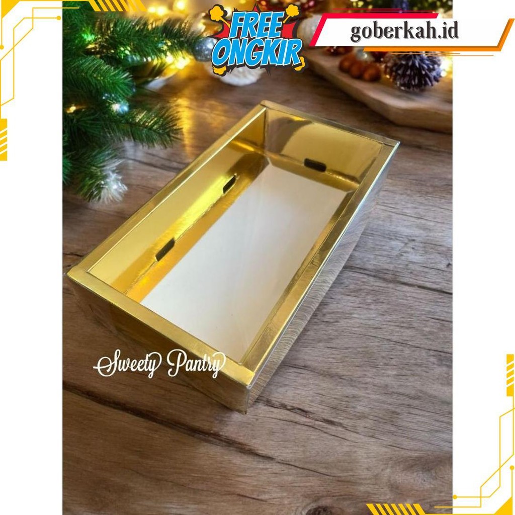 

Goldie - Dus Kue Cake Box Toples Natal Kemasan Kue Christmas Termurah Banget
