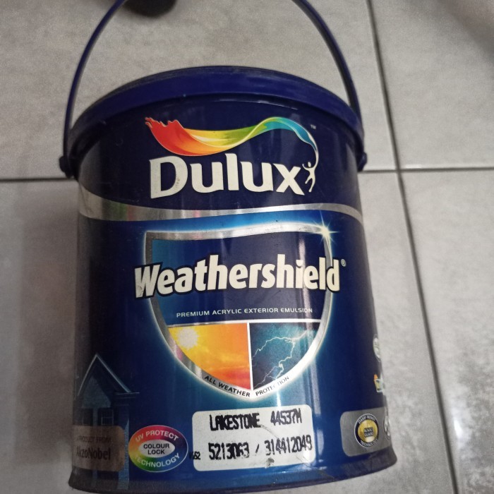 Dulux Weathershield Lakestone,Platinum Grey