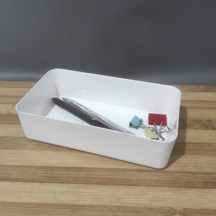 

] Keranjang Kancing Meja Mini Putih Polos Desk Tray 422 Lucky Star